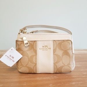 Coach Signature / Leather Wristlet